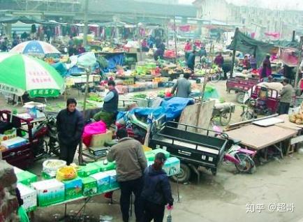 擺地?cái)傎u日用雜品的最佳時(shí)間選擇